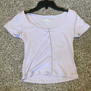 Baby tee. Holister . Light purple.